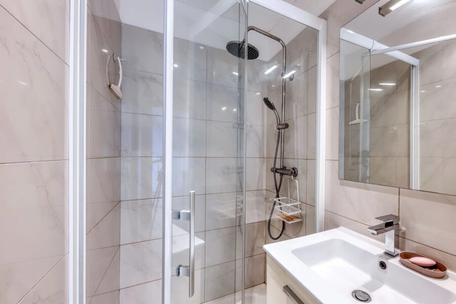 Appartement à vendre à Golfe-juan — Vue mer — photo 14