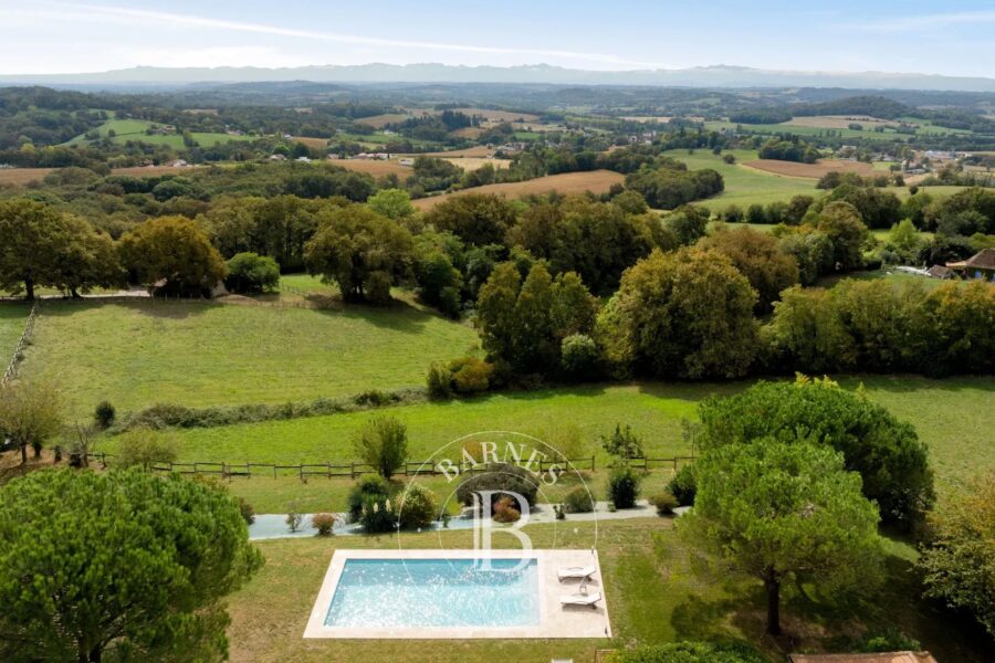 Maison à vendre à Salies-de-béarn — Vue montagne — photo 5