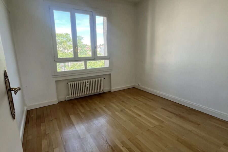 Appartement à vendre à Lyon 6ème — Vue sur la ville — photo 5