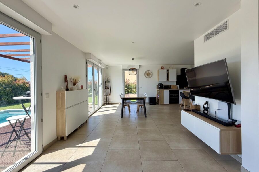 Maison à vendre à Cagnes-sur-mer — Vue parc & jardin — photo 7