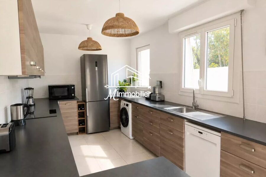 Maison à vendre à Argeliers — Vue parc & jardin — photo 10
