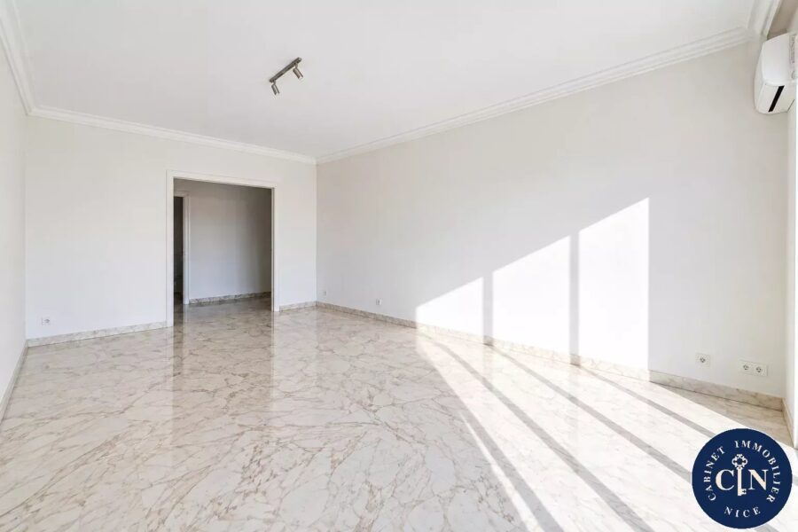Appartement à vendre à Nice — Vue sur la ville — photo 4