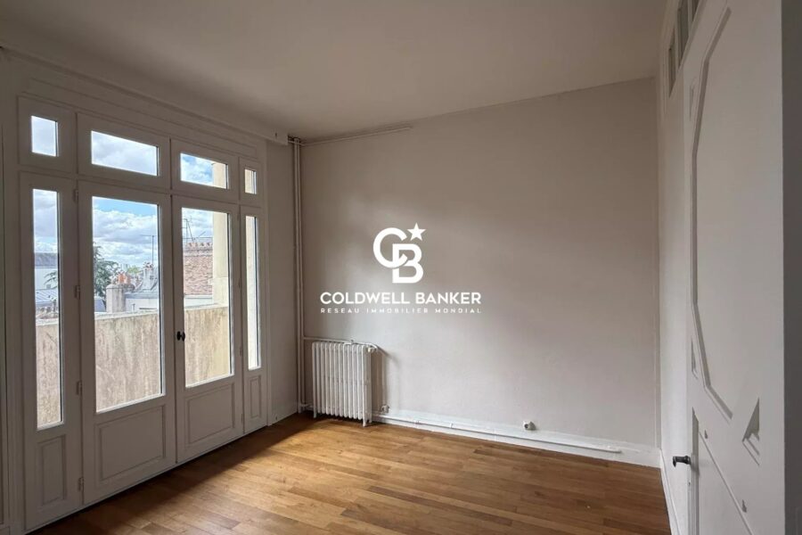 Appartement à vendre à Tours — Vue sur la ville — photo 9