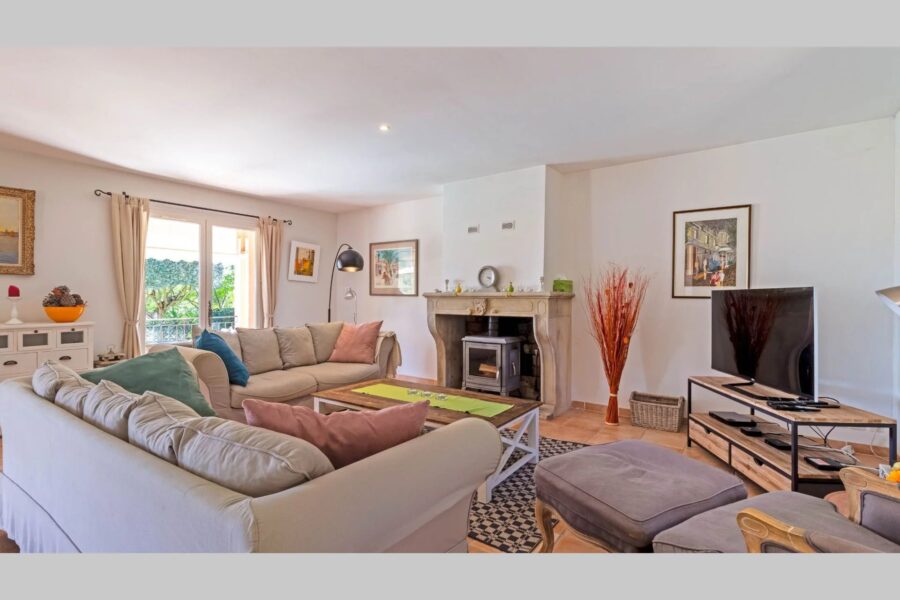 Maison à vendre à La garde-freinet — Vue montagne — photo 19