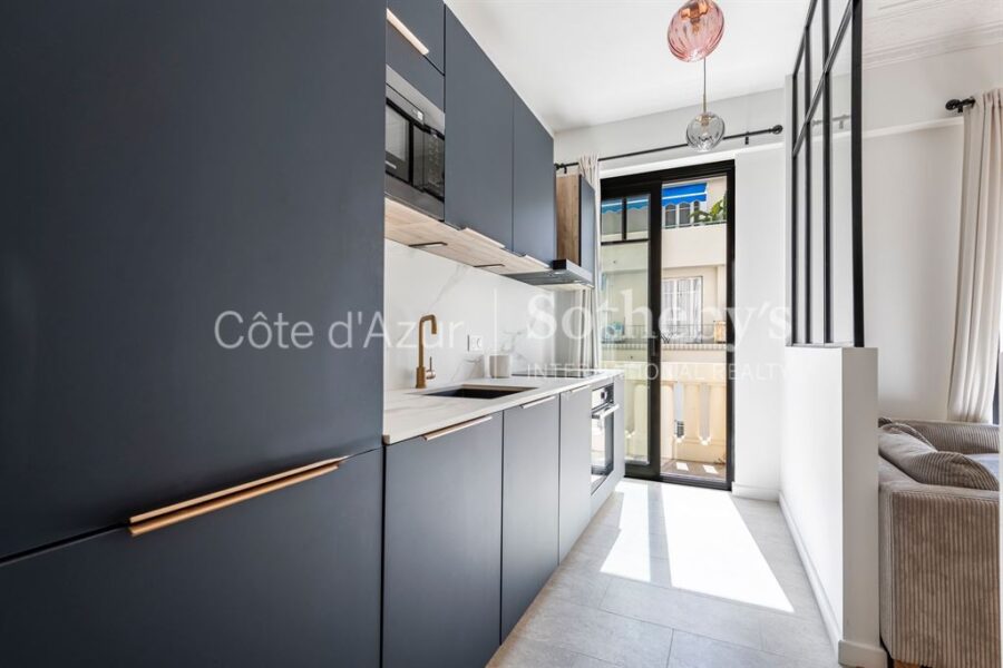 Appartement à vendre à Nice — Vue sur la ville — photo 9