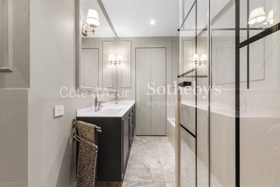 Appartement à vendre à Nice — Vue sur la ville — photo 10