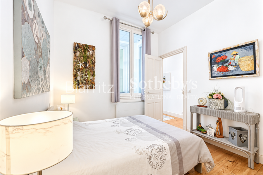 Appartement à vendre à Biarritz — Vue sur la ville — photo 8