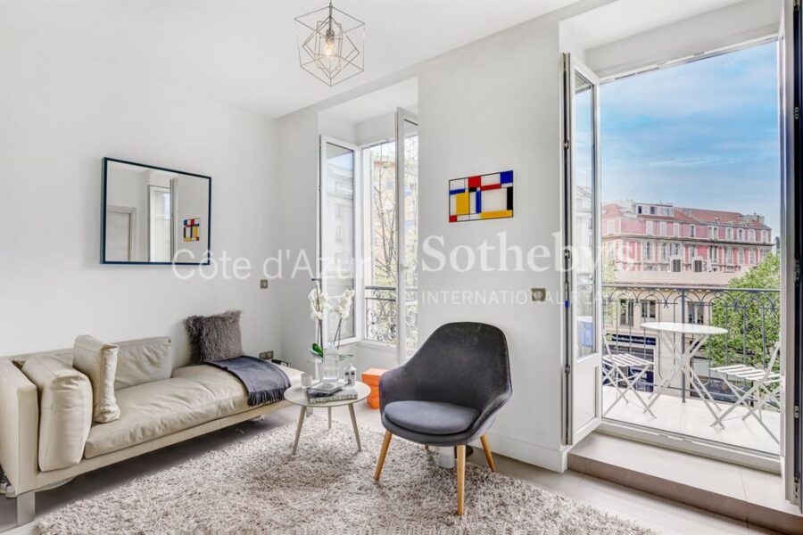 Appartement à vendre à Nice — Vue sur la ville — photo 2