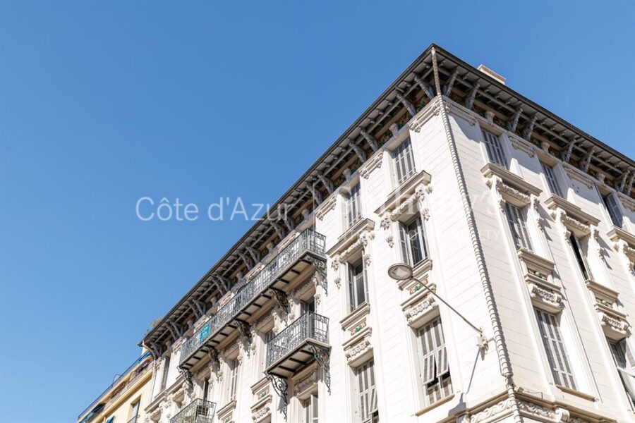 Appartement à vendre à Nice — Vue sur la ville — photo 2