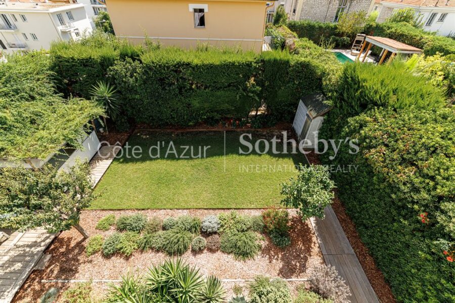 Maison à vendre à Nice — Vue nature — photo 12