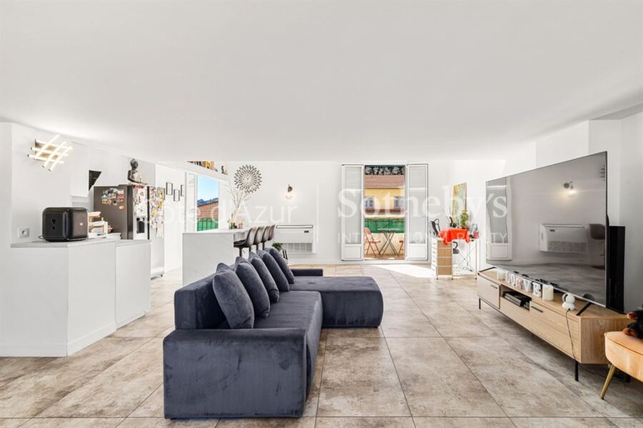 Appartement à vendre à Nice — Vue sur la ville — photo 6