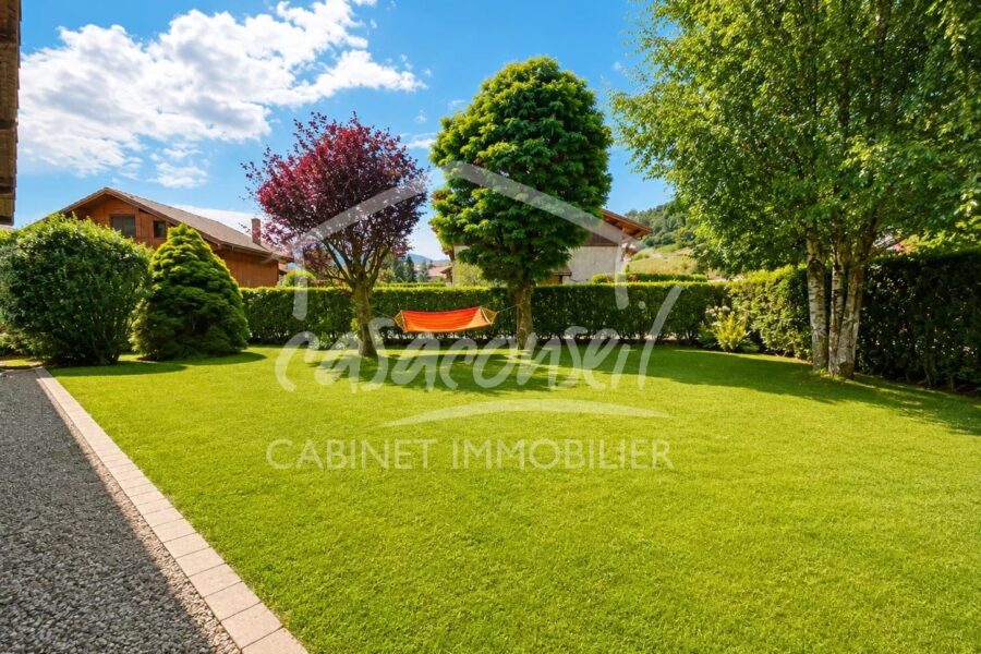 Maison à vendre à Sallanches — Vue montagne — photo 11