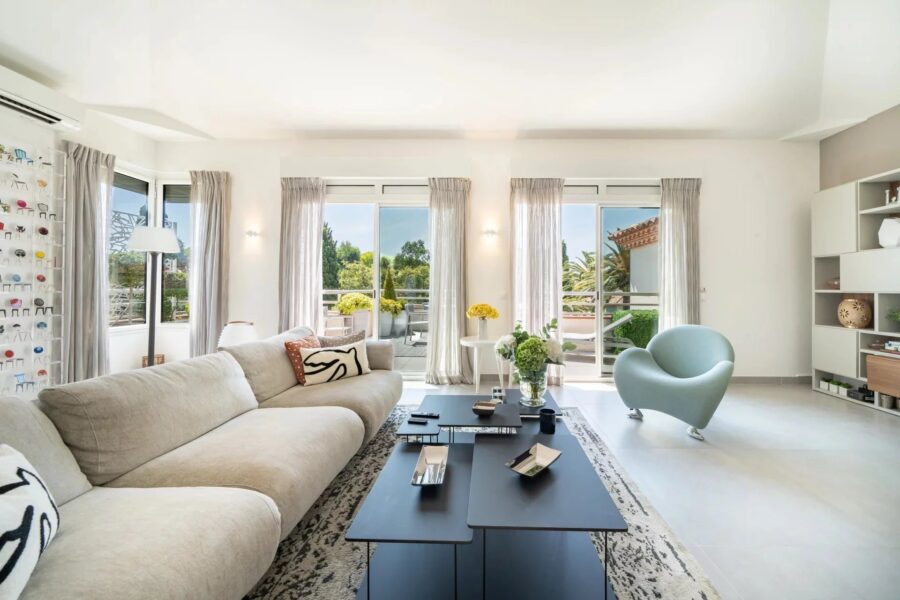 Appartement à vendre à Antibes — Vue parc & jardin — photo 4