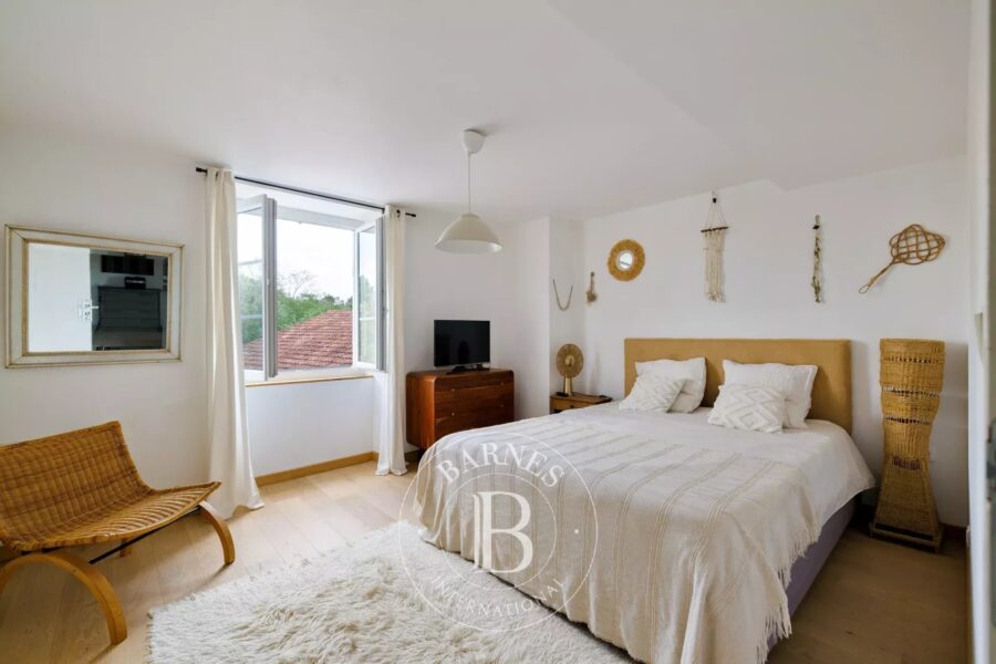 Maison à vendre à Urt — Vue montagne — photo 14