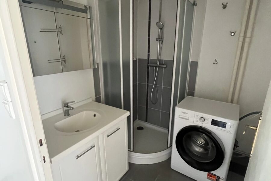 Appartement à vendre à Lyon 6ème — Vue sur la ville — photo 6