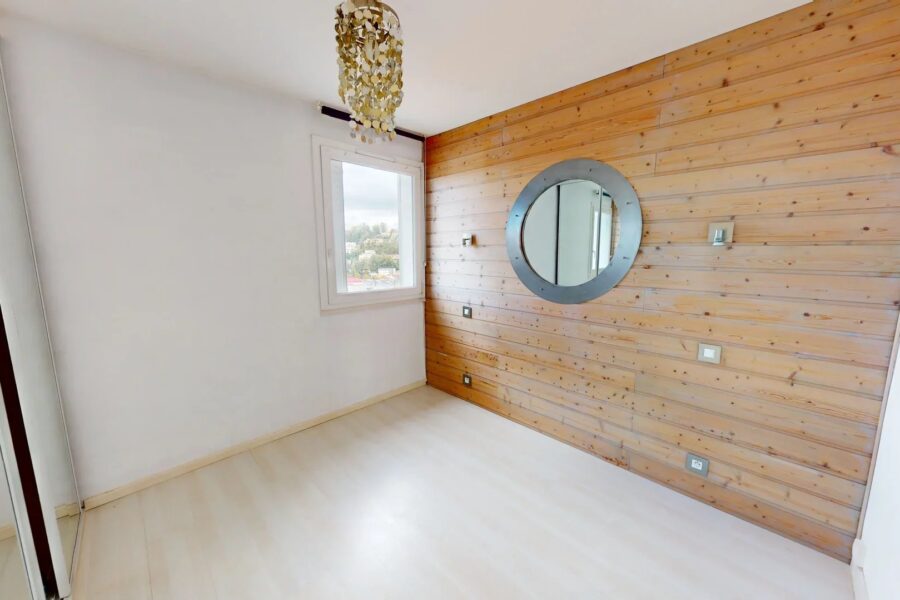 Appartement à vendre à Saint-Étienne — Vue montagne — photo 7