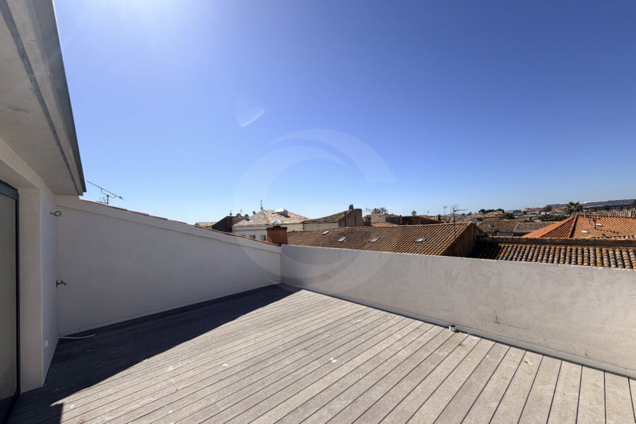 Appartement à vendre à Mèze — Vue sur la ville — photo 1