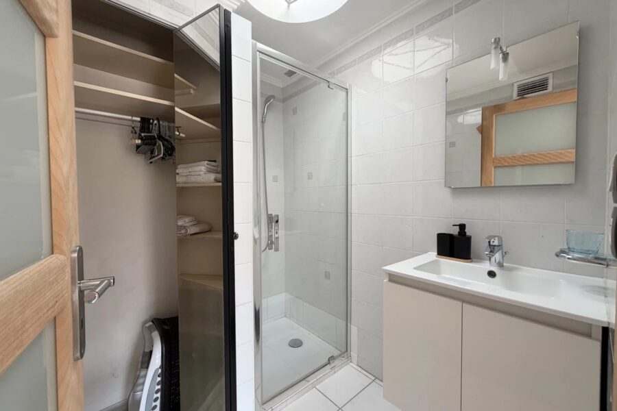 Appartement à vendre à Cannes — Vue sur la ville — photo 7