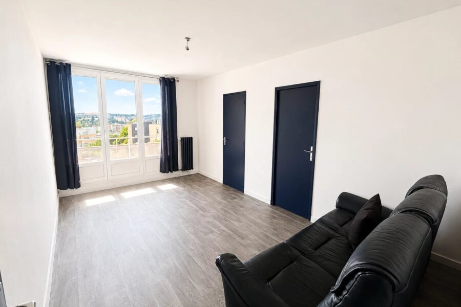 Appartement à vendre à Saint-Étienne — Vue parc & jardin — photo 1