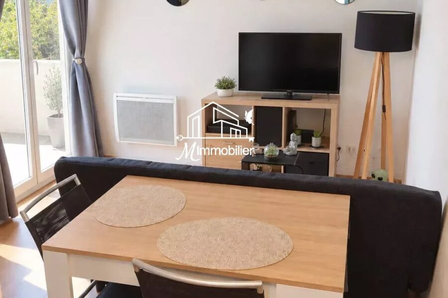 Appartement à louer à Saint-Pierre-la-Mer — Vue mer — photo 4