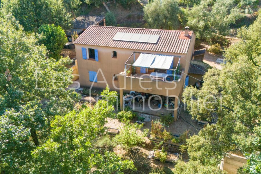 Maison à vendre à Les adrets-de-l&rsquo;estérel — Vue montagne — photo 3