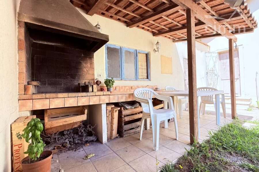 Maison à vendre à Port-saint-louis-du-rhône — Vue parc & jardin — photo 5