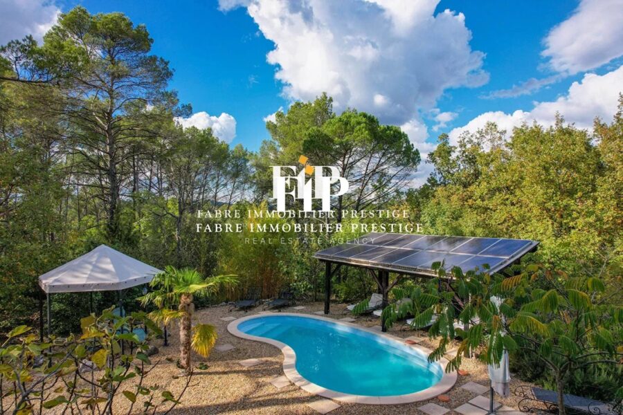 Maison à vendre à Saint-maximin-la-sainte-baume — Vue nature — photo 6