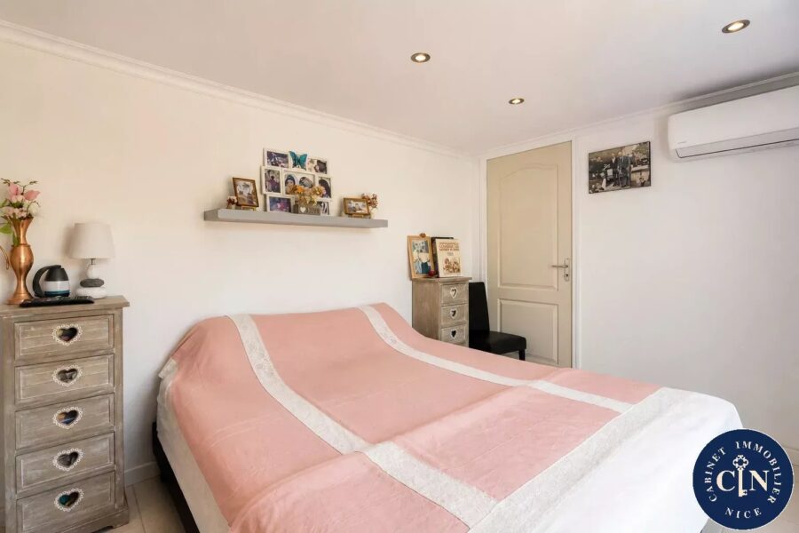 Maison à vendre à Contes — Vue montagne — photo 17