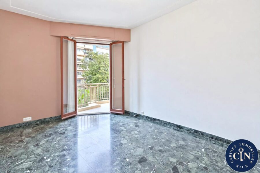 Appartement à vendre à Nice — Vue sur la ville — photo 3