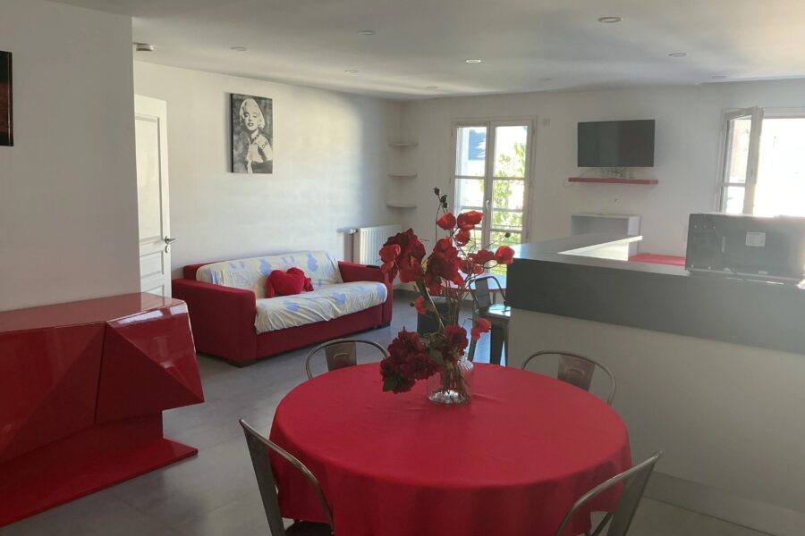 Appartement à vendre à Fontainebleau — Vue parc & jardin — photo 3