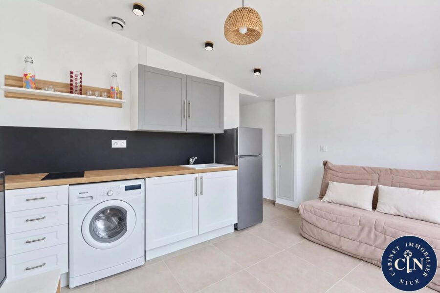 Maison à vendre à Saint-andré-de-la-roche — Vue montagne — photo 22