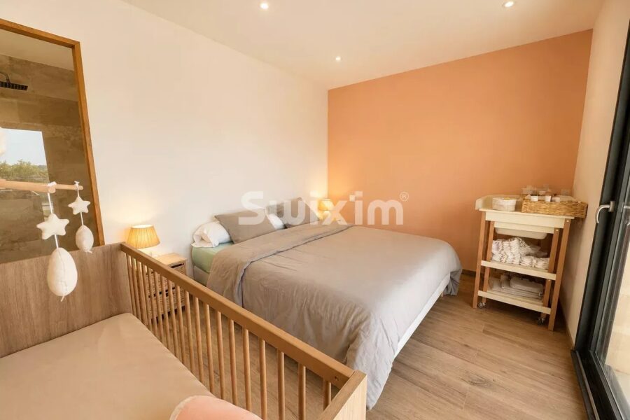 Maison à vendre à Grignan — Vue montagne — photo 8