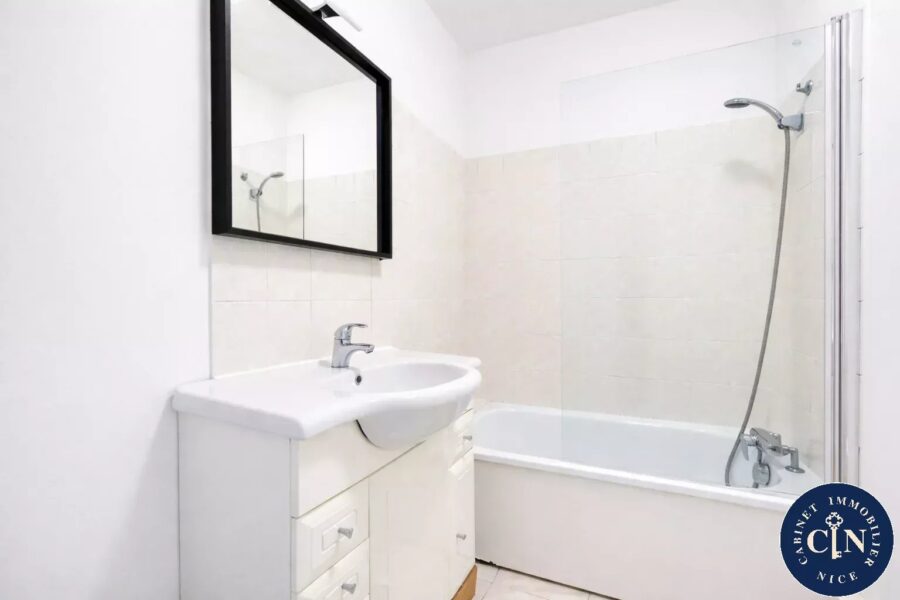 Appartement à vendre à Nice — Vue sur la ville — photo 10