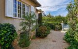Maison à vendre à Antibes — Vue parc & jardin — photo 8