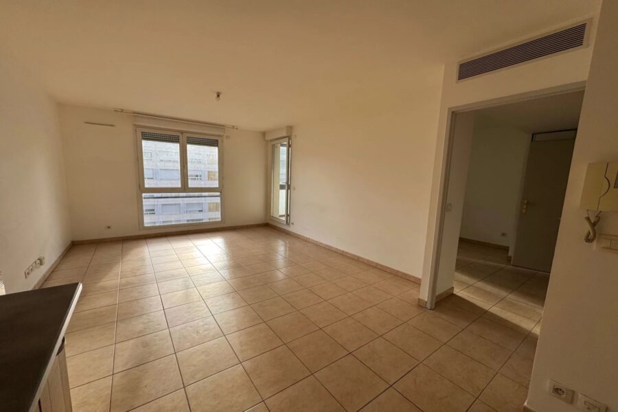 Appartement à vendre à Marseille 8ème — Vue sur la ville — photo 21