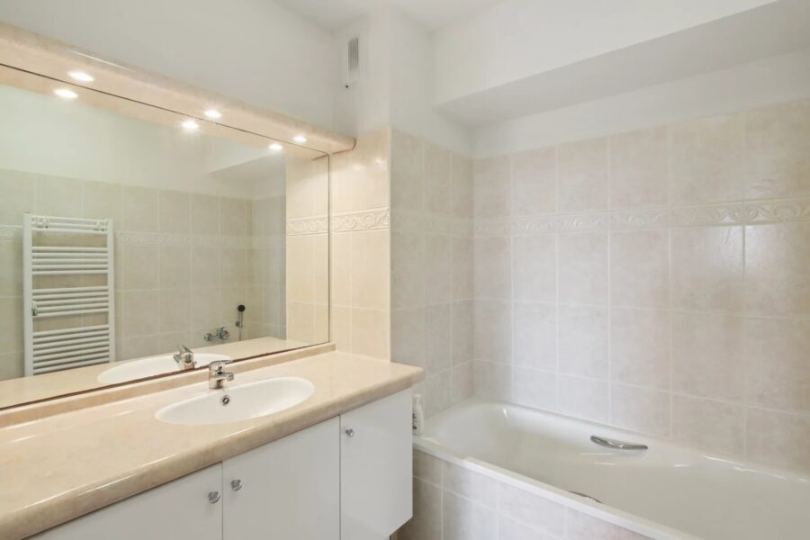 Maison à vendre à Sainte-maxime — Vue mer — photo 14