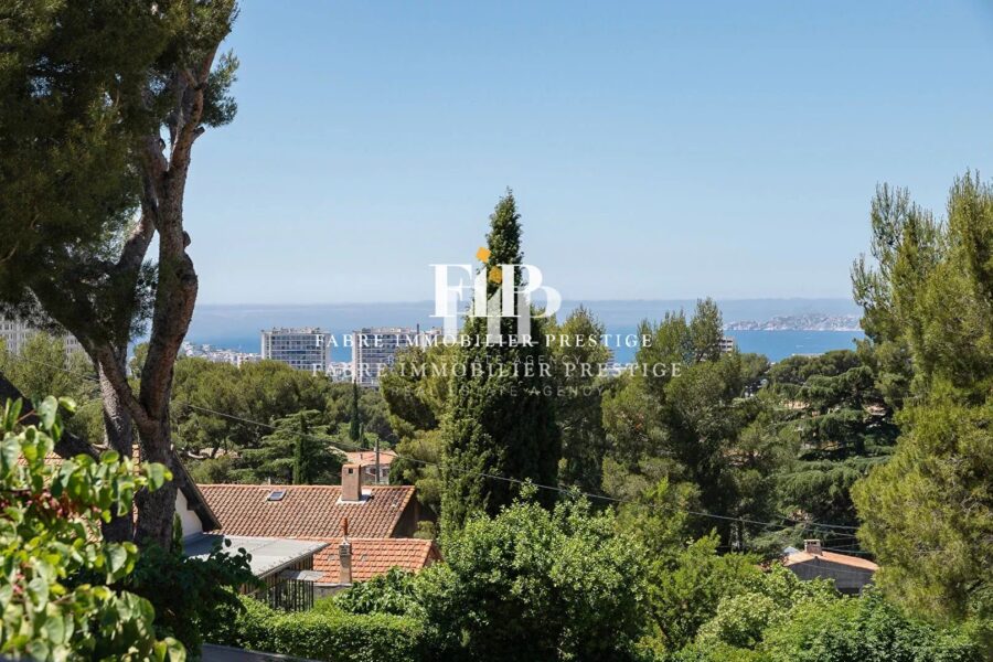 Maison à vendre à Marseille 9ème — Vue mer — photo 1