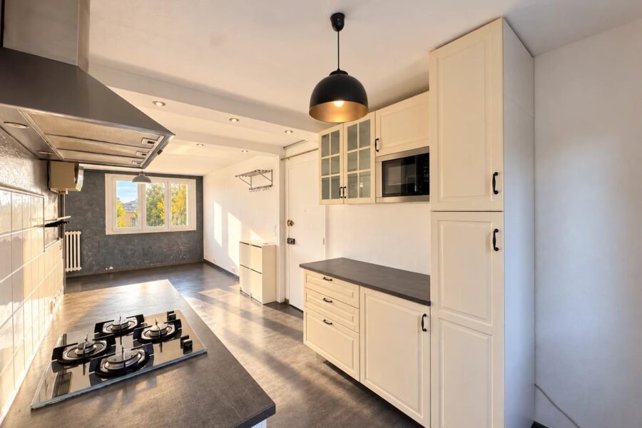 Appartement à vendre à Saint-Étienne — Vue nature — photo 2