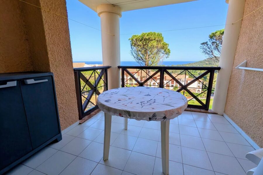 Appartement à vendre à Agay — Vue mer — photo 1