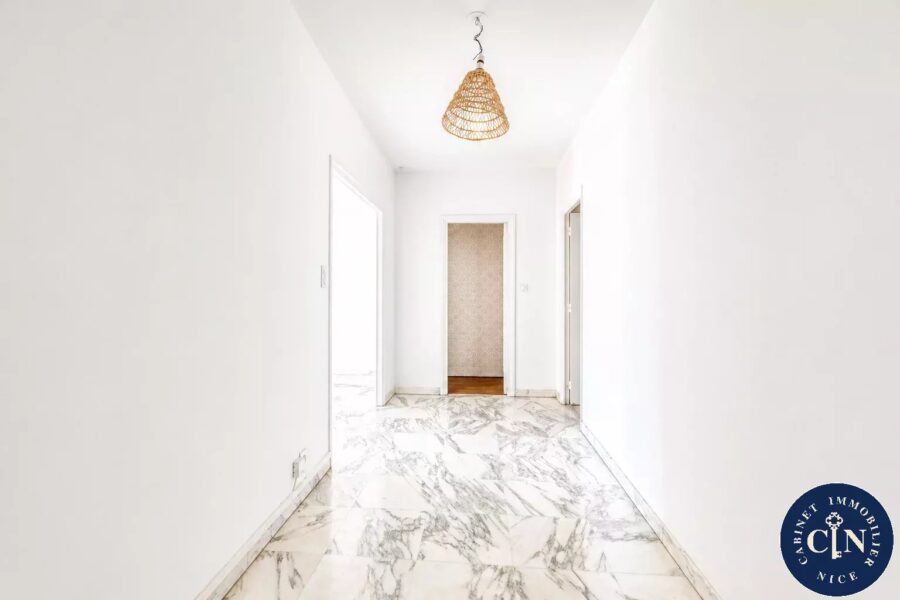 Appartement à vendre à Nice — Vue sur la ville — photo 11