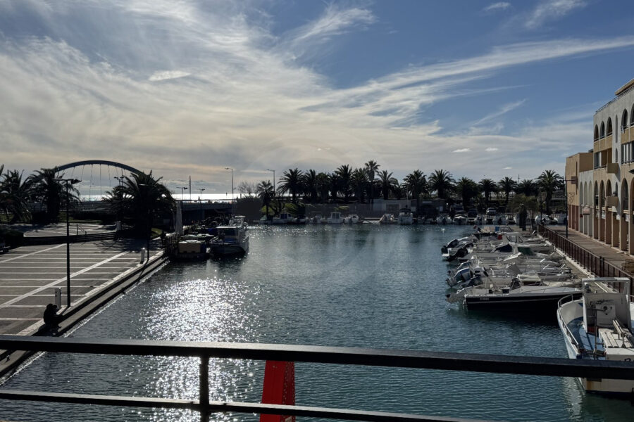 Appartement à vendre à Sète — Vue marina & port — photo 1