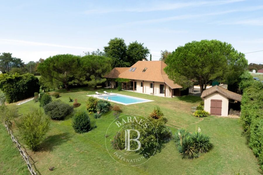 Maison à vendre à Salies-de-béarn — Vue montagne — photo 2