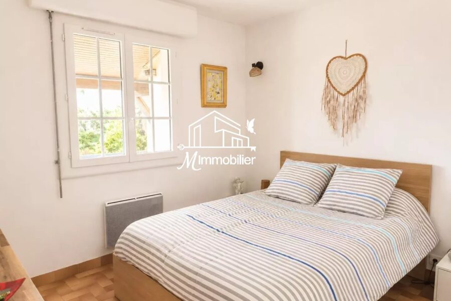 Maison à vendre à Argeliers — Vue parc & jardin — photo 11