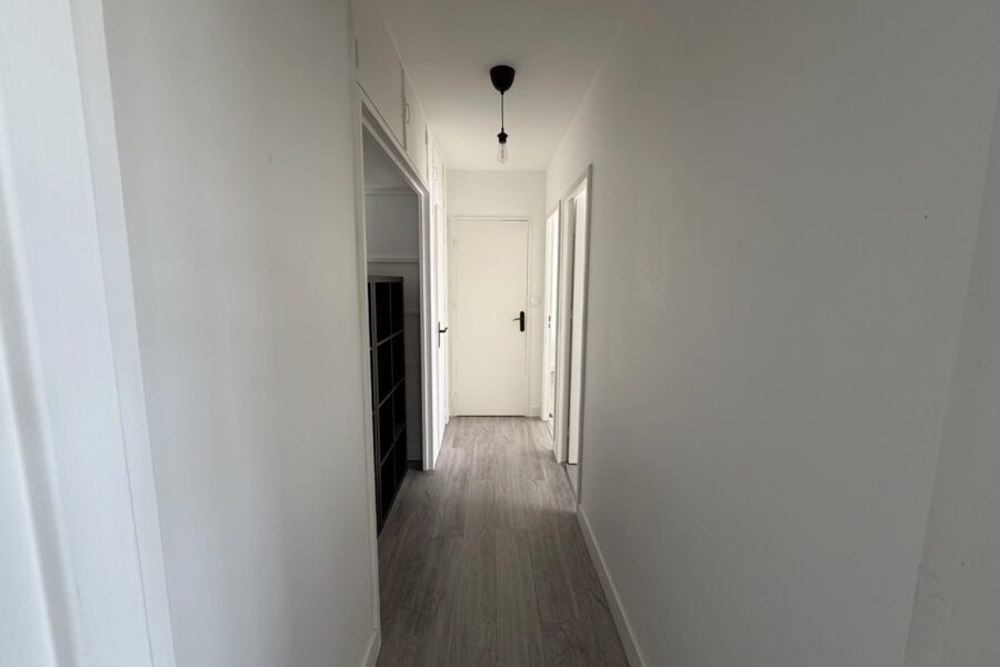 Appartement à vendre à Saint-Étienne — Vue montagne — photo 8