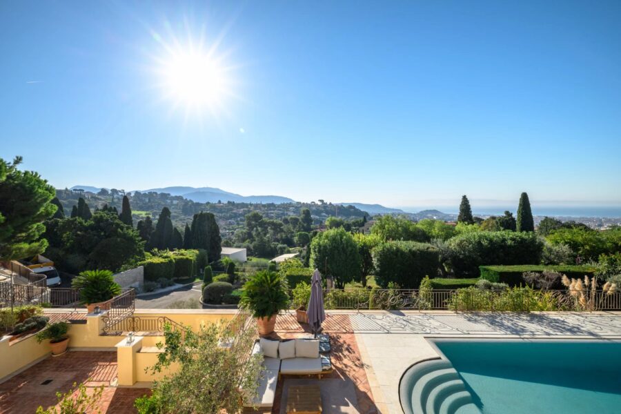 Maison à vendre à Nice — Vue mer — photo 1