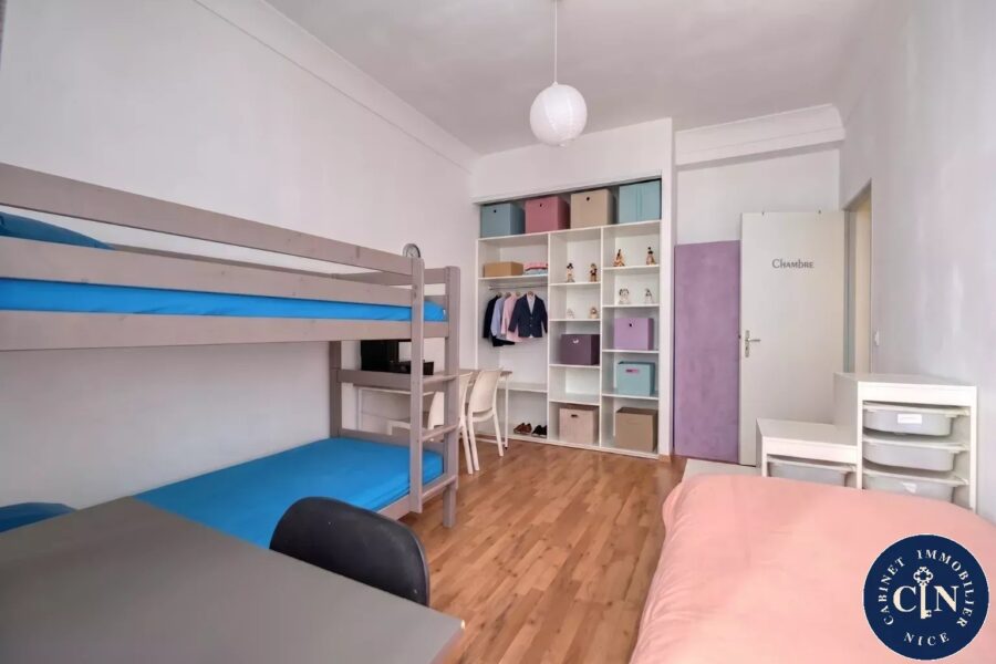 Appartement à vendre à Nice — Vue sur la ville — photo 9