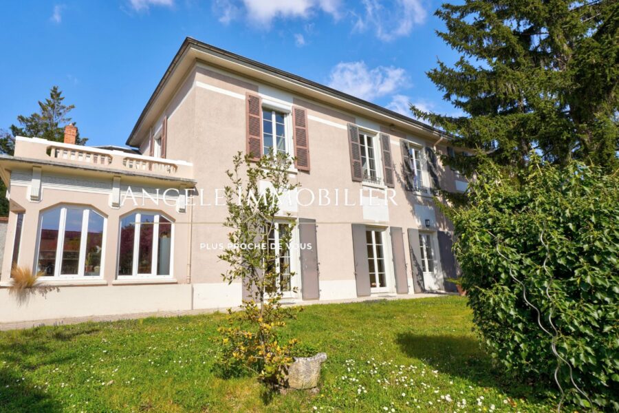 Maison à vendre à Écully — Vue parc & jardin — photo 2