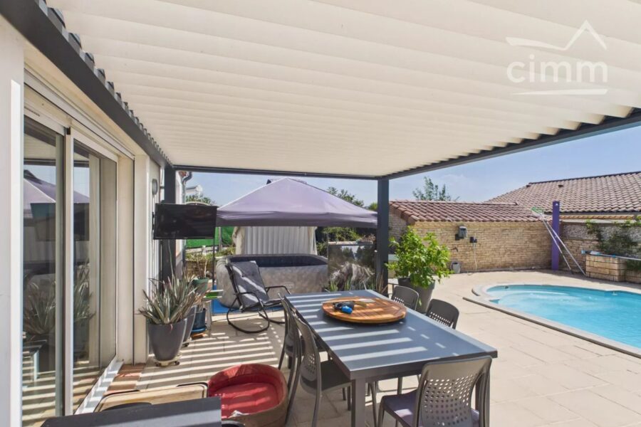 Maison à vendre à Lagorce — Vue montagne — photo 5