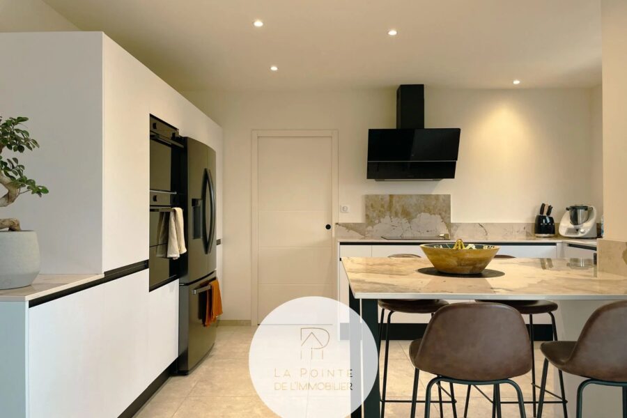 Maison à vendre à Saint-alban — Vue parc & jardin — photo 4
