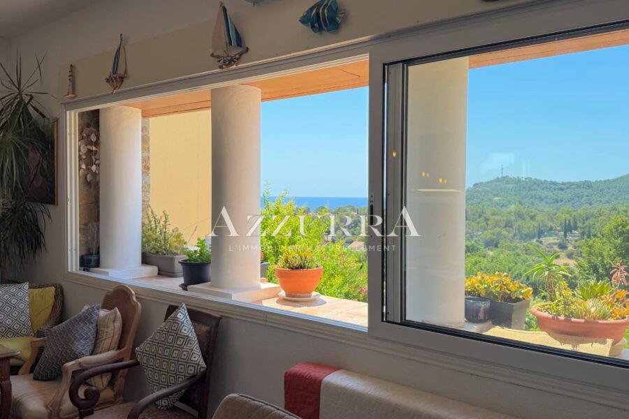 Appartement à vendre à Agay — Vue mer — photo 4